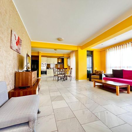 Sophia Lake View Suite Mamaia Extérieur photo