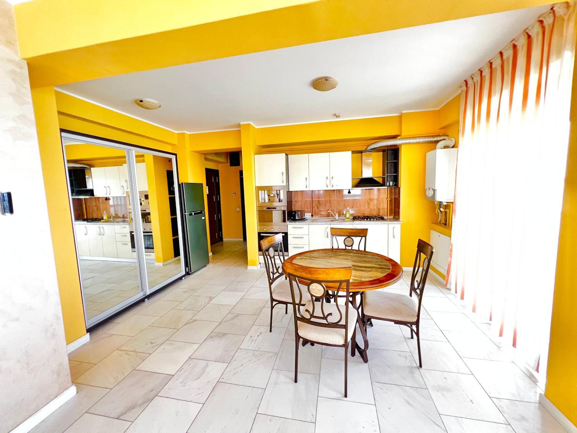 Sophia Lake View Suite Mamaia Extérieur photo