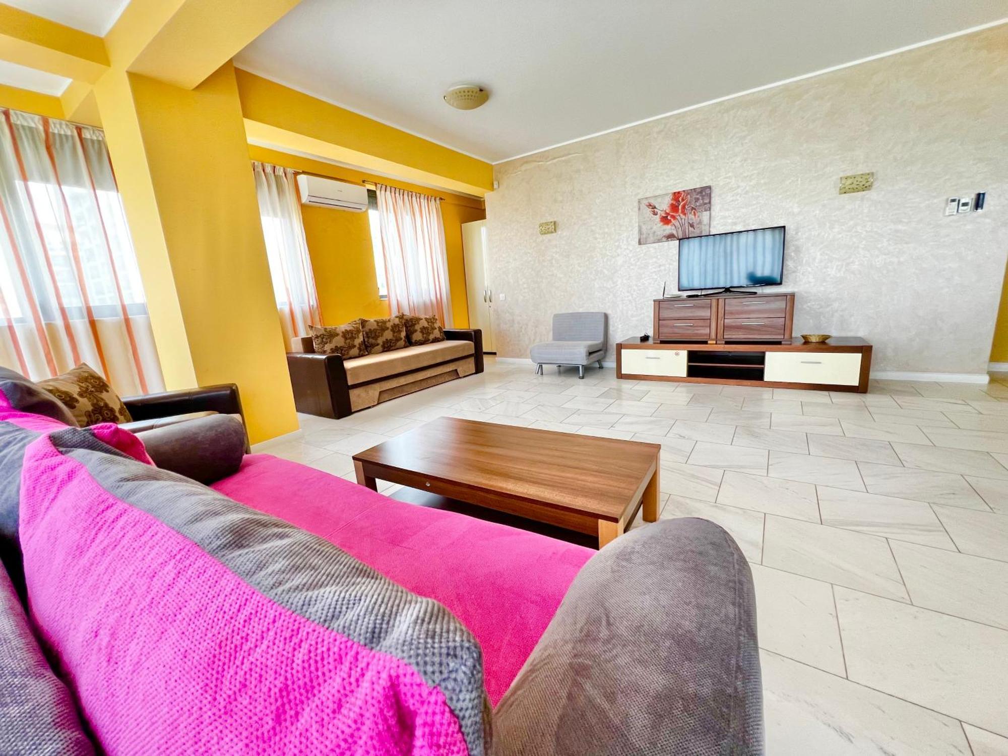 Sophia Lake View Suite Mamaia Extérieur photo